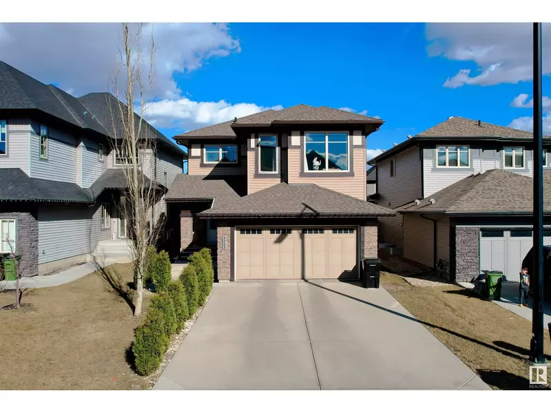 3223 ALLAN WY SW, Edmonton, AB T6W2L8