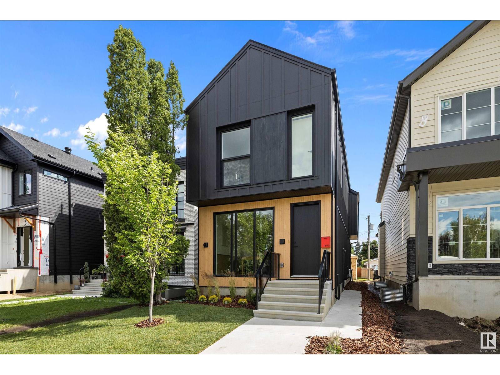 14715 88 AV NW, Edmonton, AB T5R4J9