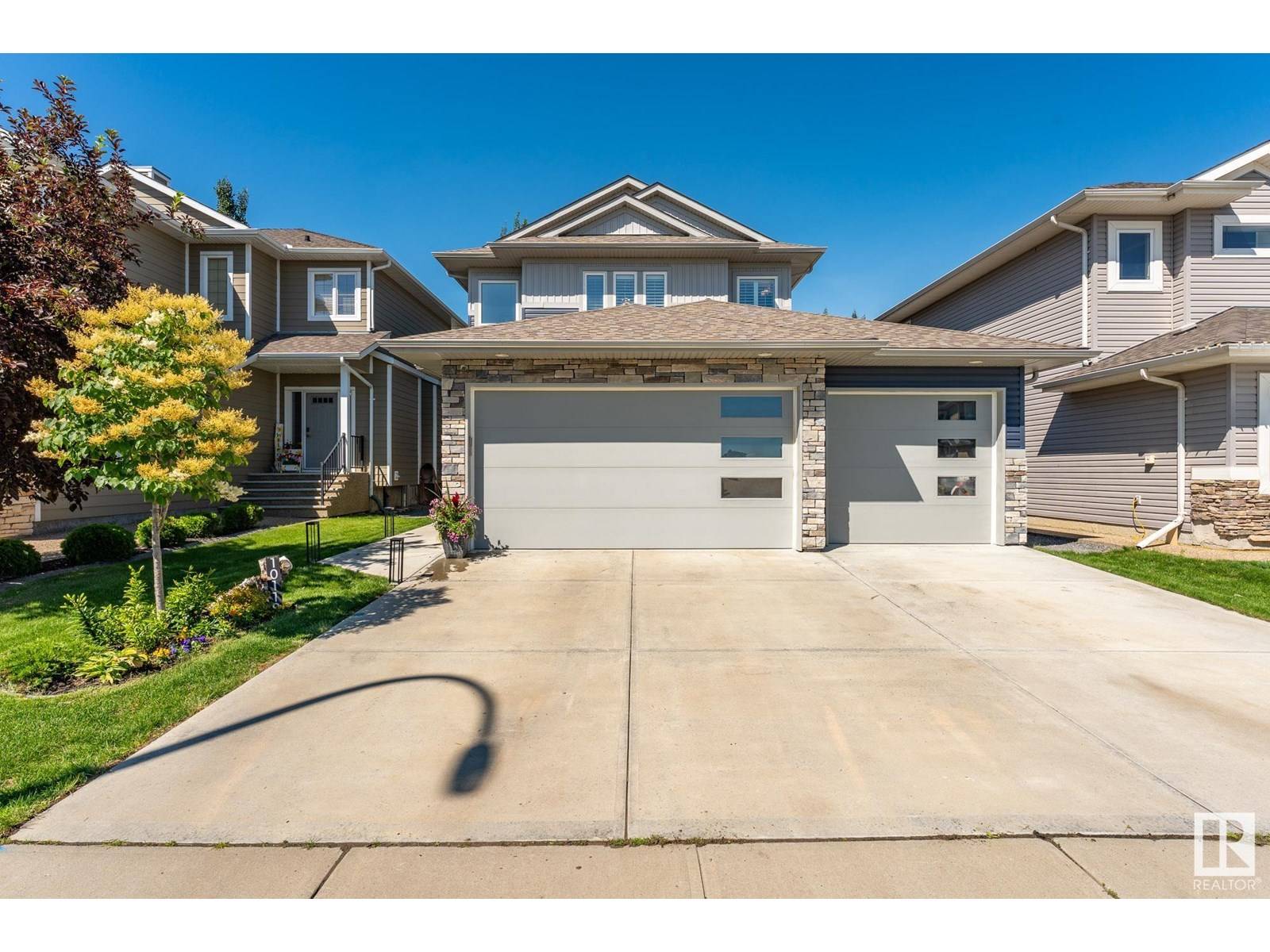 10118 96 ST, Morinville, AB T8R0B5