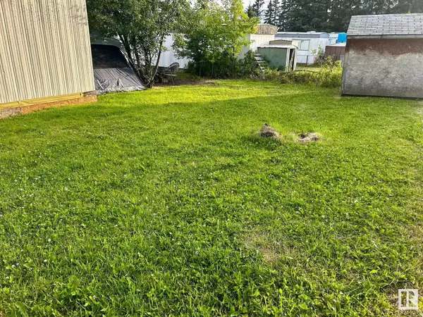 Drayton Valley, AB T7A1J8,5424 48A Avenue