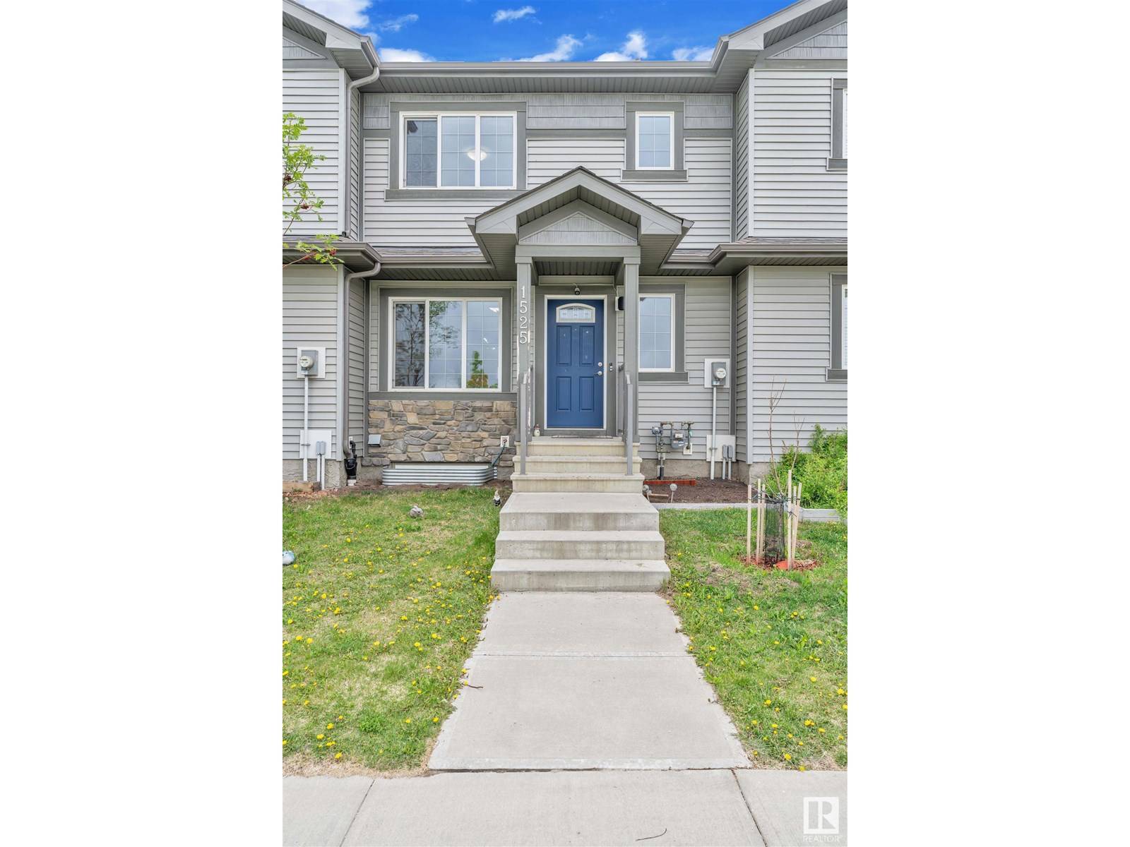 Edmonton, AB T6T2B9,1525 24 ST NW
