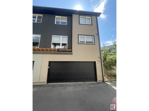 Edmonton, AB T5T7G5,#40 1075 ROSENTHAL BV NW