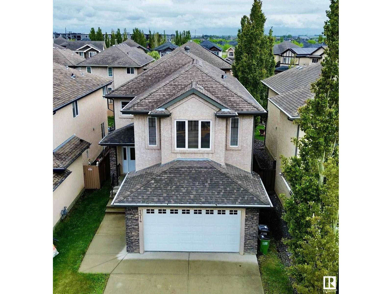 1314 CUNNINGHAM DR SW, Edmonton, AB T6W0R7