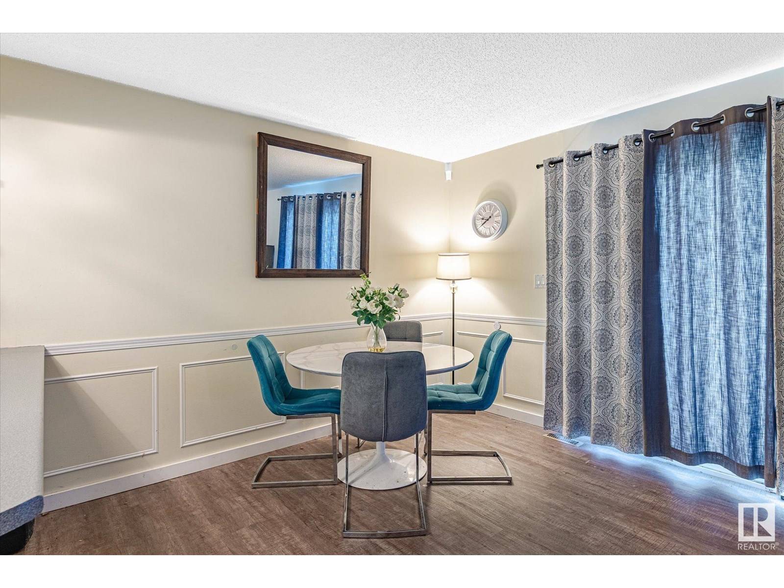 Edmonton, AB T5X1T8,14662 121 ST NW