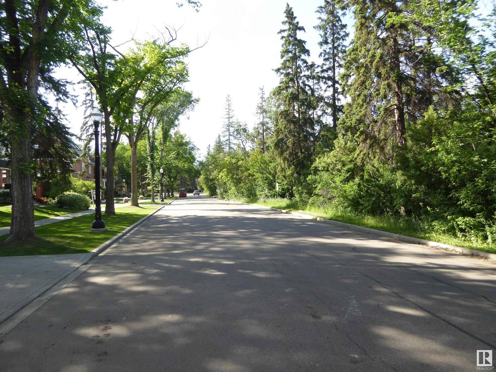 Edmonton, AB T5N3J7,10220 CONNAUGHT DR NW