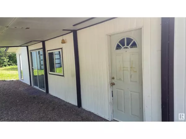 Rural Lac La Biche County, AB T0A2C0,174 63303 Hwy 867