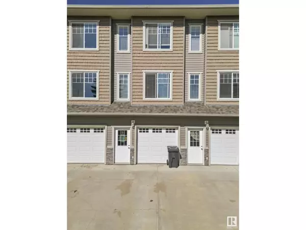 Drayton Valley, AB T7A1B2,#2 4904 44 Street