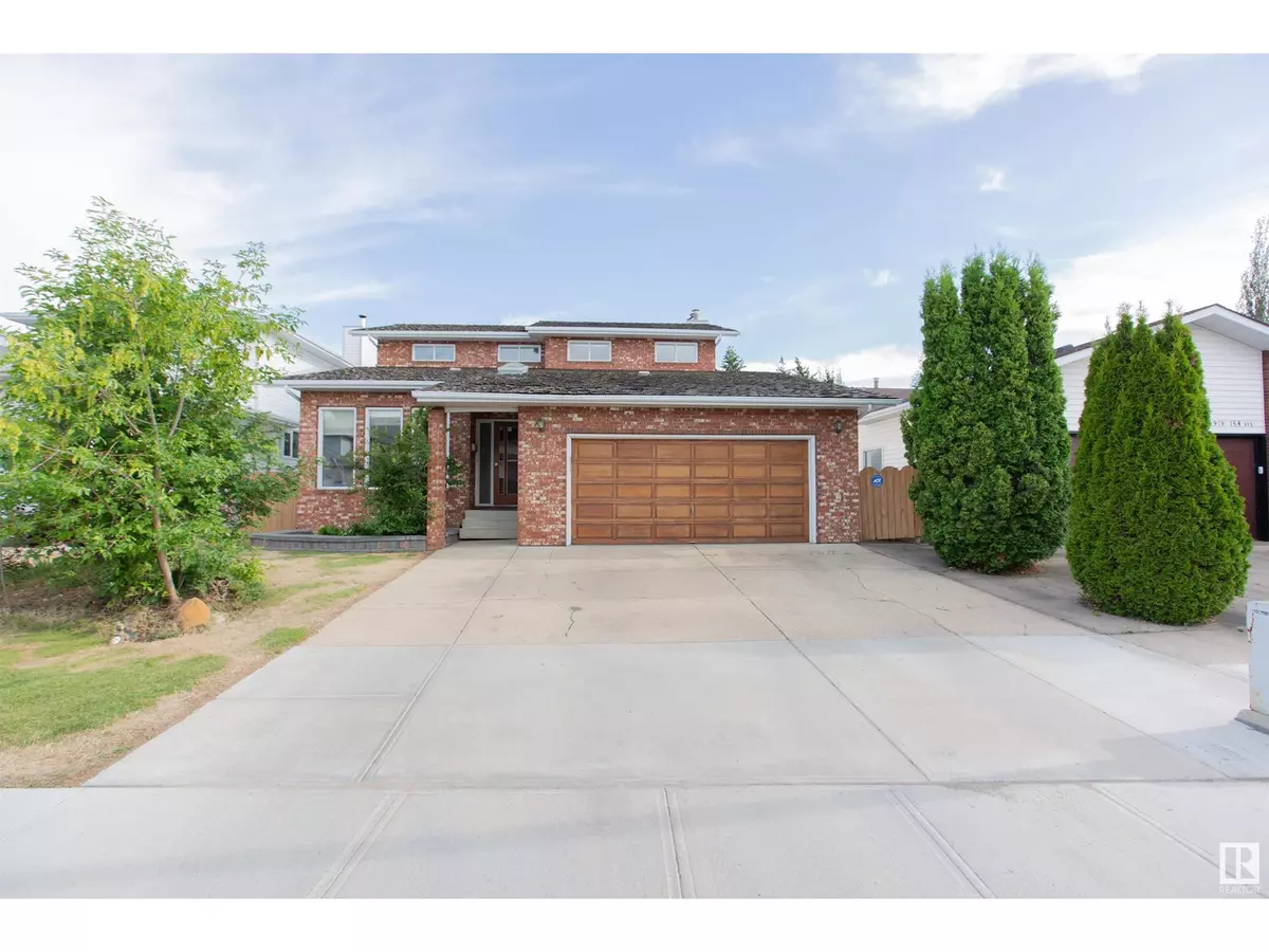 Edmonton, AB T5X5R2,9915 154 AV NW