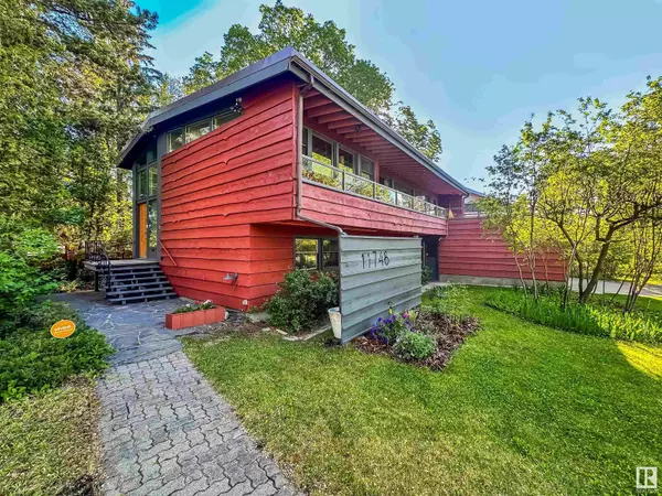 Edmonton, AB T6G1Z5,11748 UNIVERSITY AV NW
