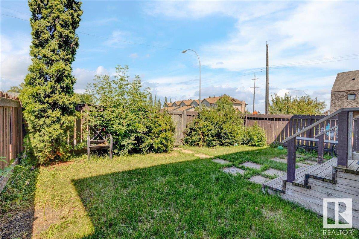 Edmonton, AB T5E1A4,11525 132 AV NW