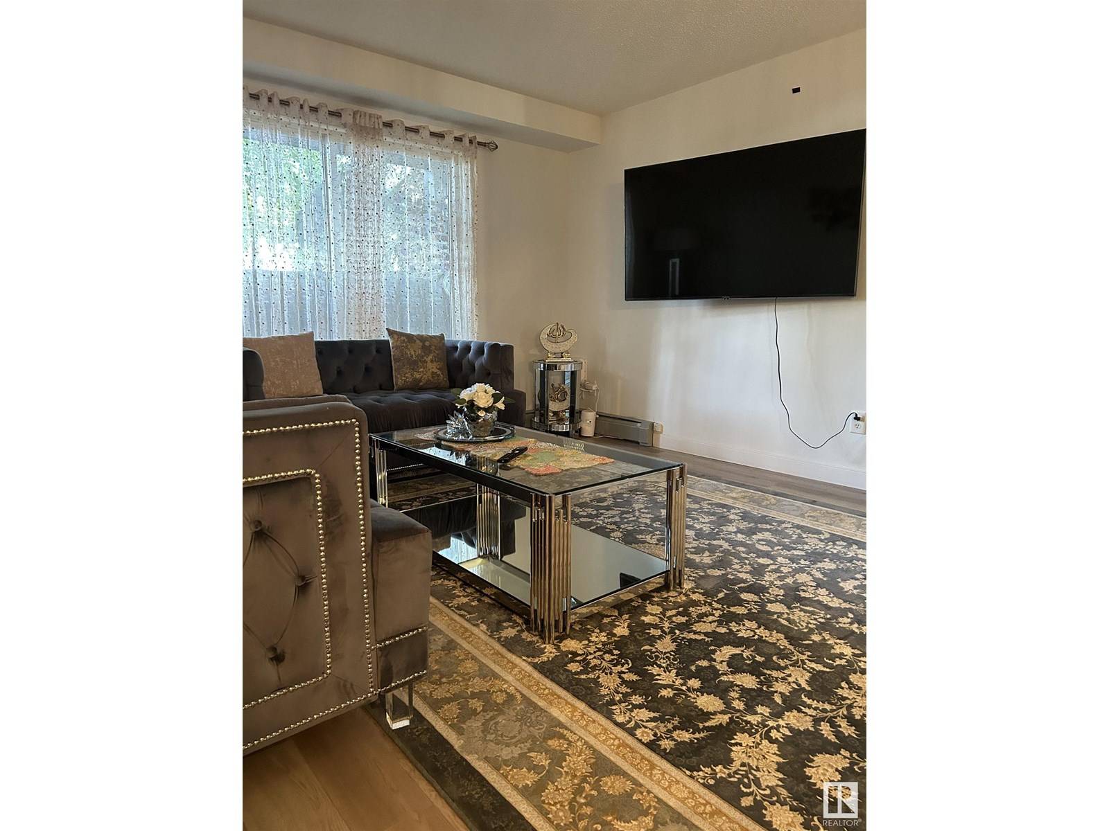 Edmonton, AB T5J6X9,#104 2430 GUARDIAN RD NW