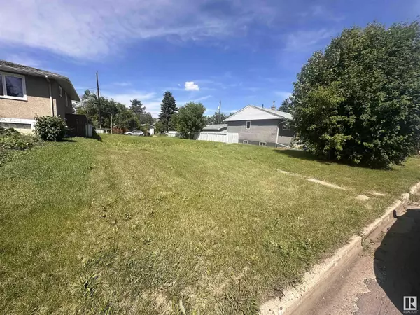 Edmonton, AB T5G0E1,11618 & 11620 111 AV NW