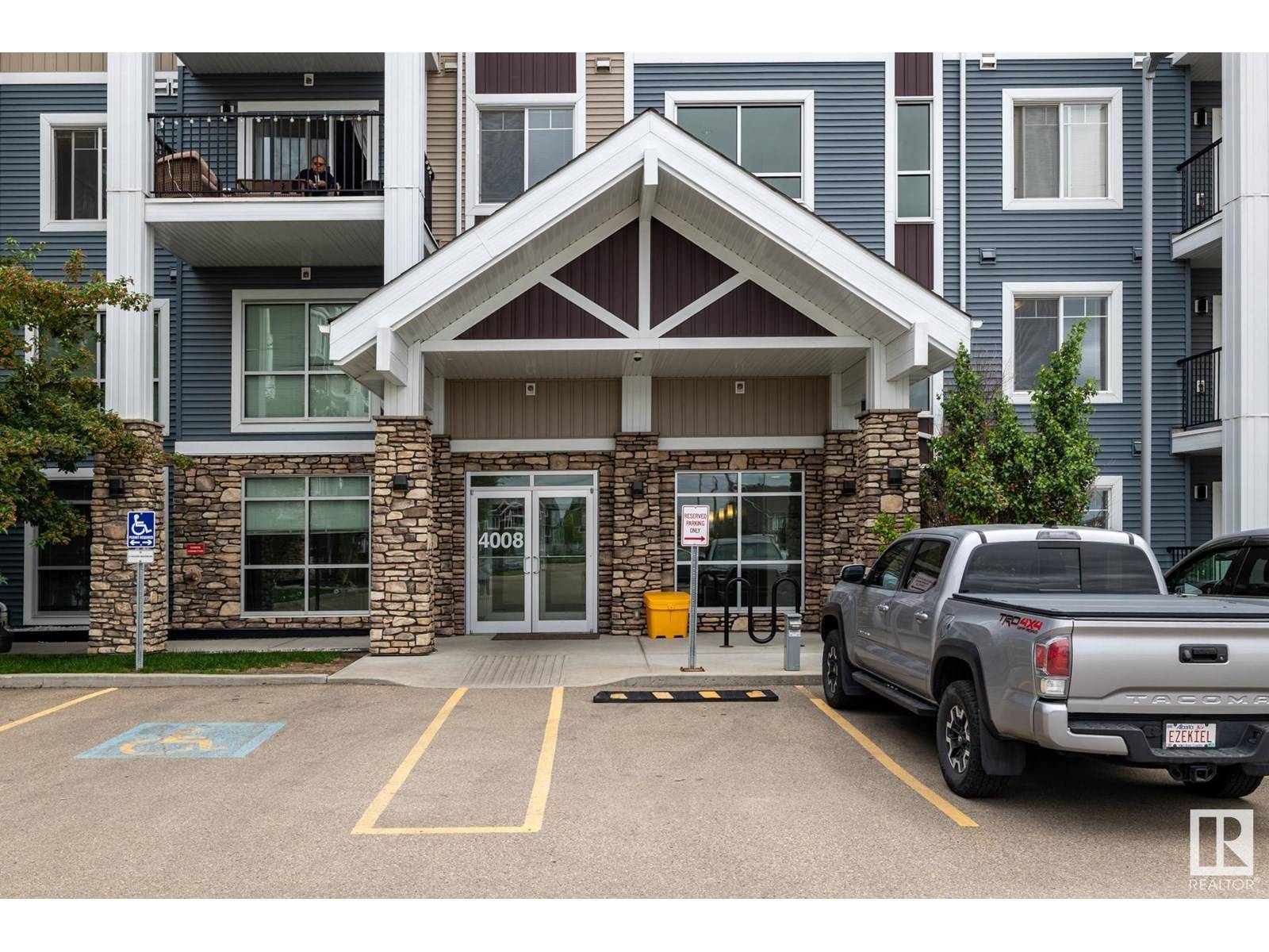 #116 4008 SAVARYN DR SW, Edmonton, AB T6X2E5