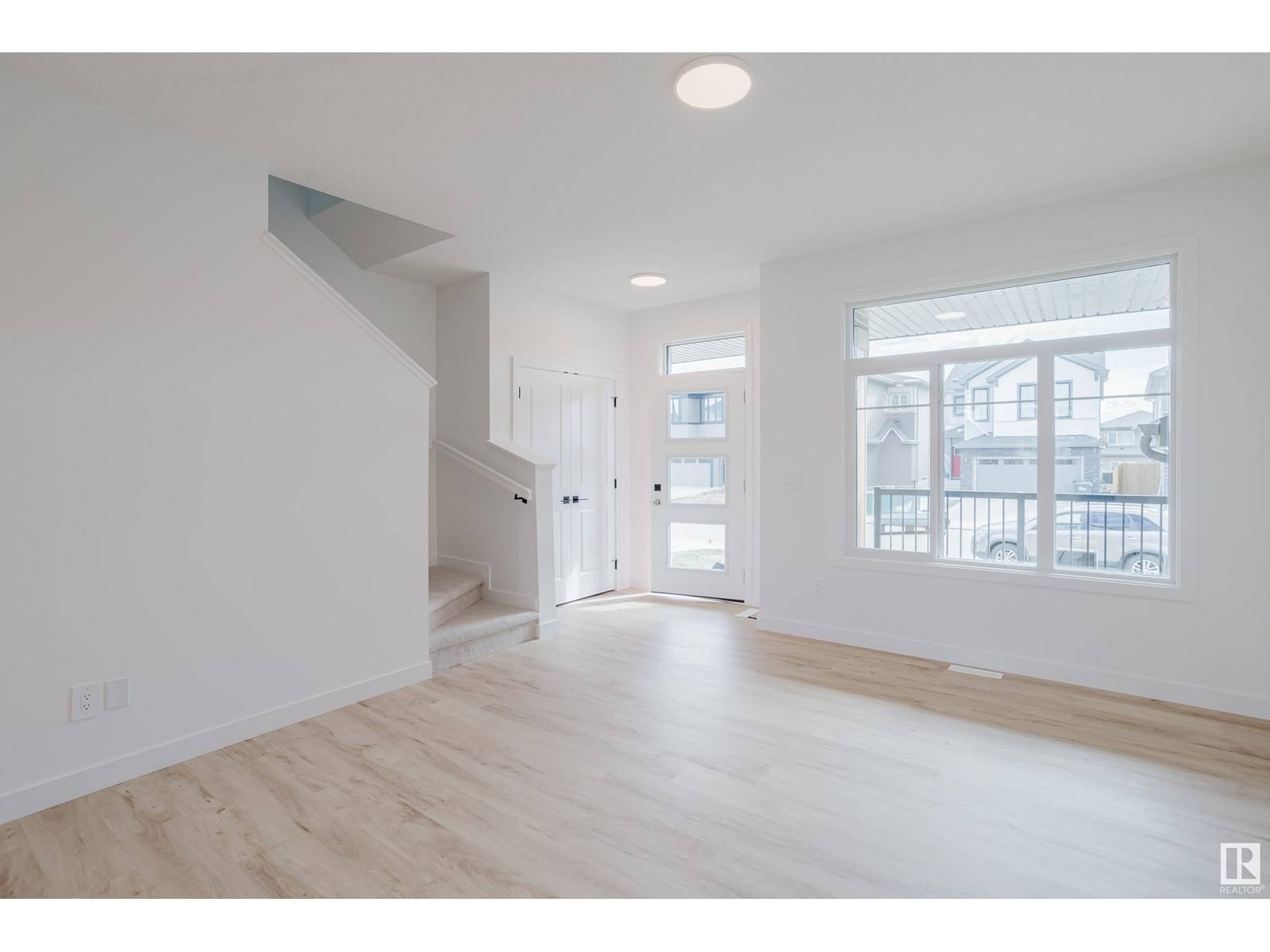 Edmonton, AB T6W4V8,1333 Keswick DR SW