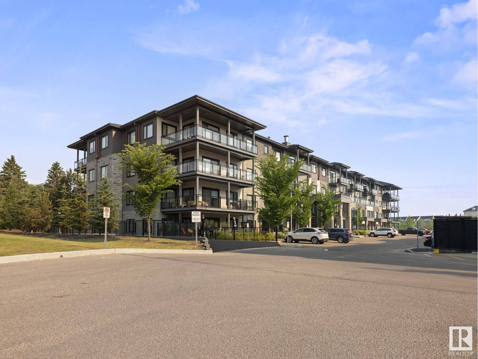 #111 528 GRIESBACH PARADE PR NW, Edmonton, AB T5E6X2