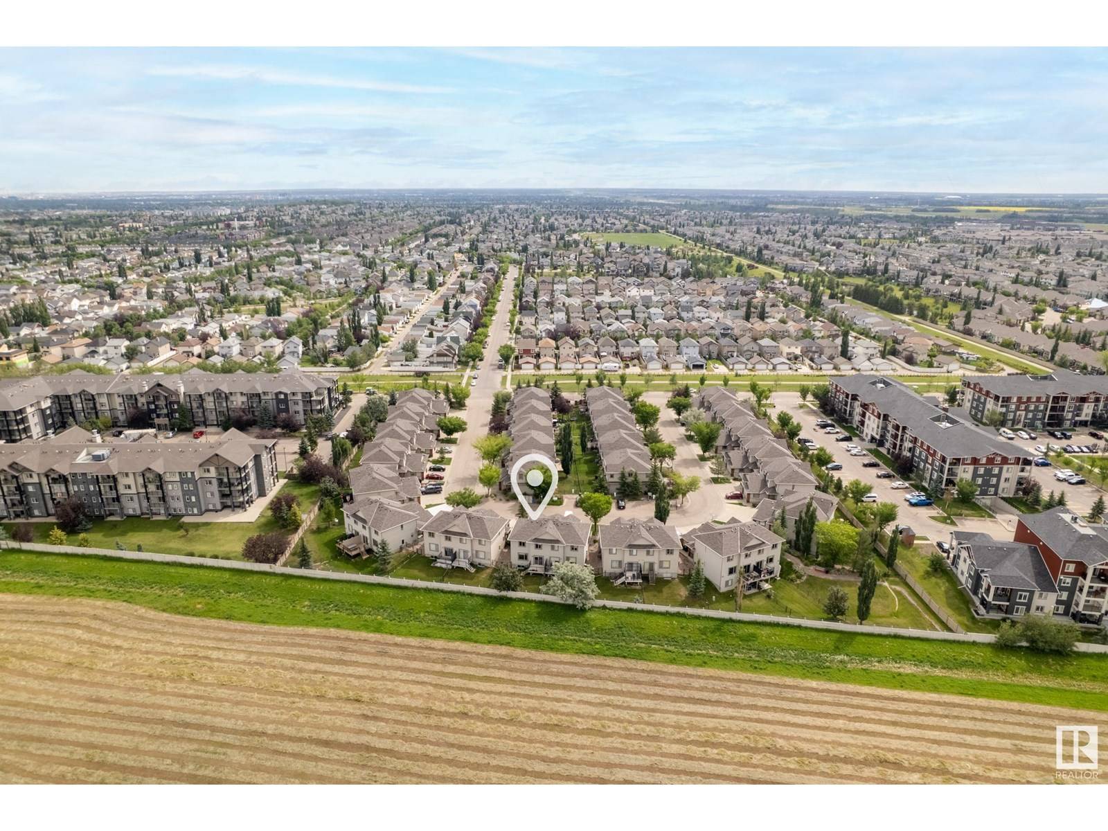 Edmonton, AB T6R0C8,#35 1128 156 ST NW