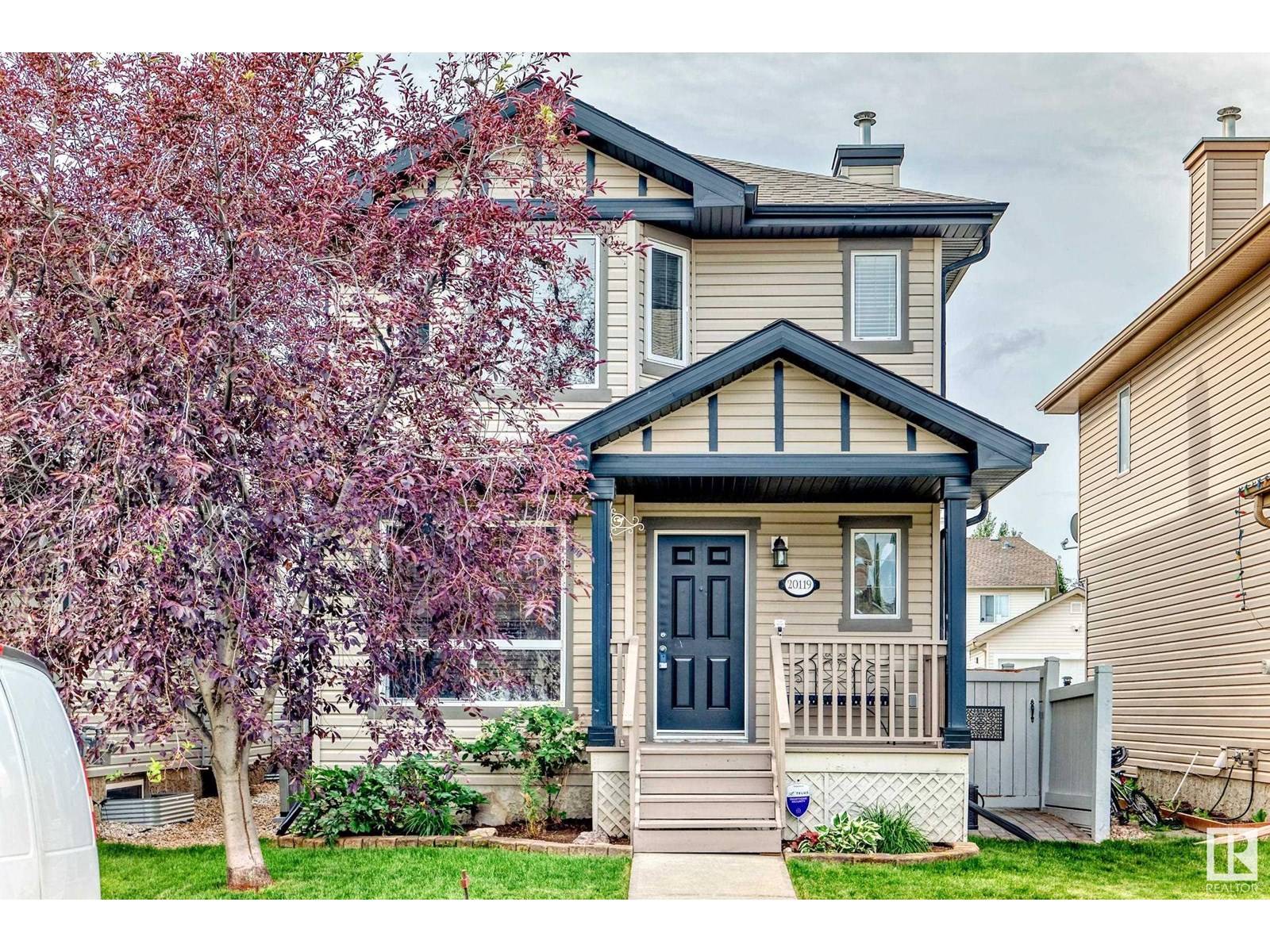 20119 58 AV NW NW, Edmonton, AB T6M0B5