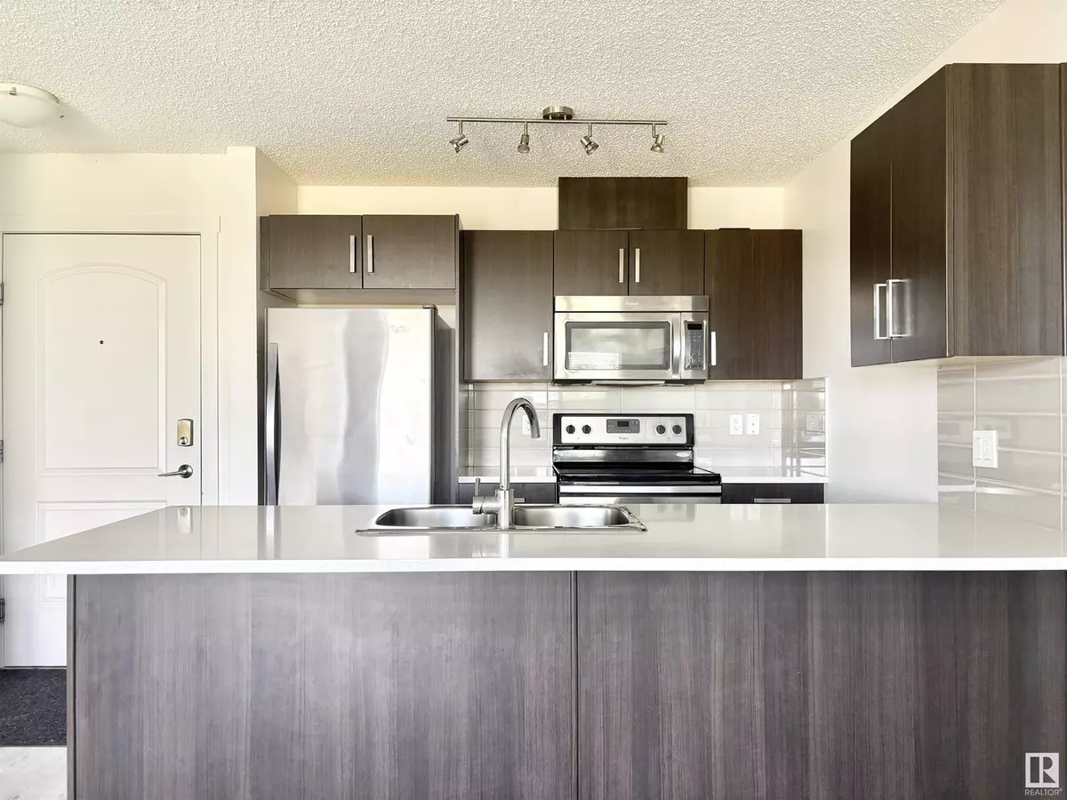 Edmonton, AB T6X0Y2,#312 667 WATT BV SW