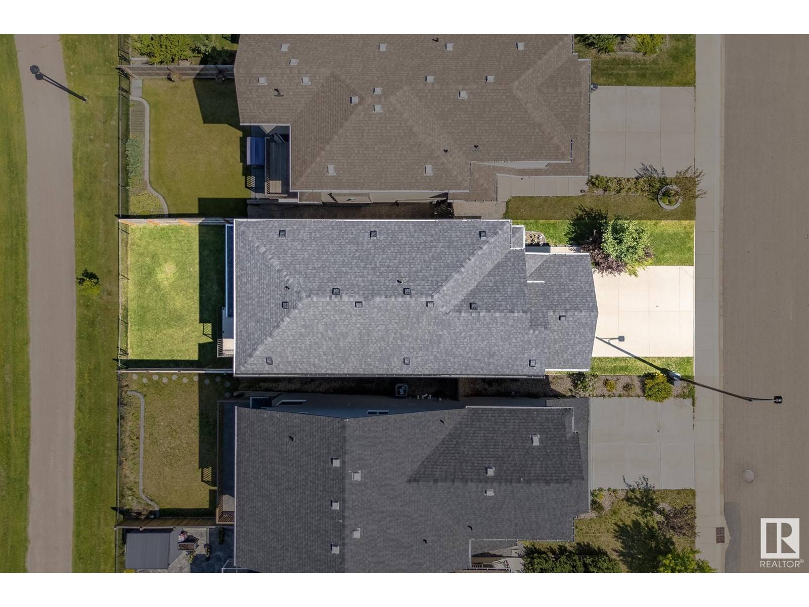 Edmonton, AB T6W3H7,5451 ALLBRIGHT SQ SW