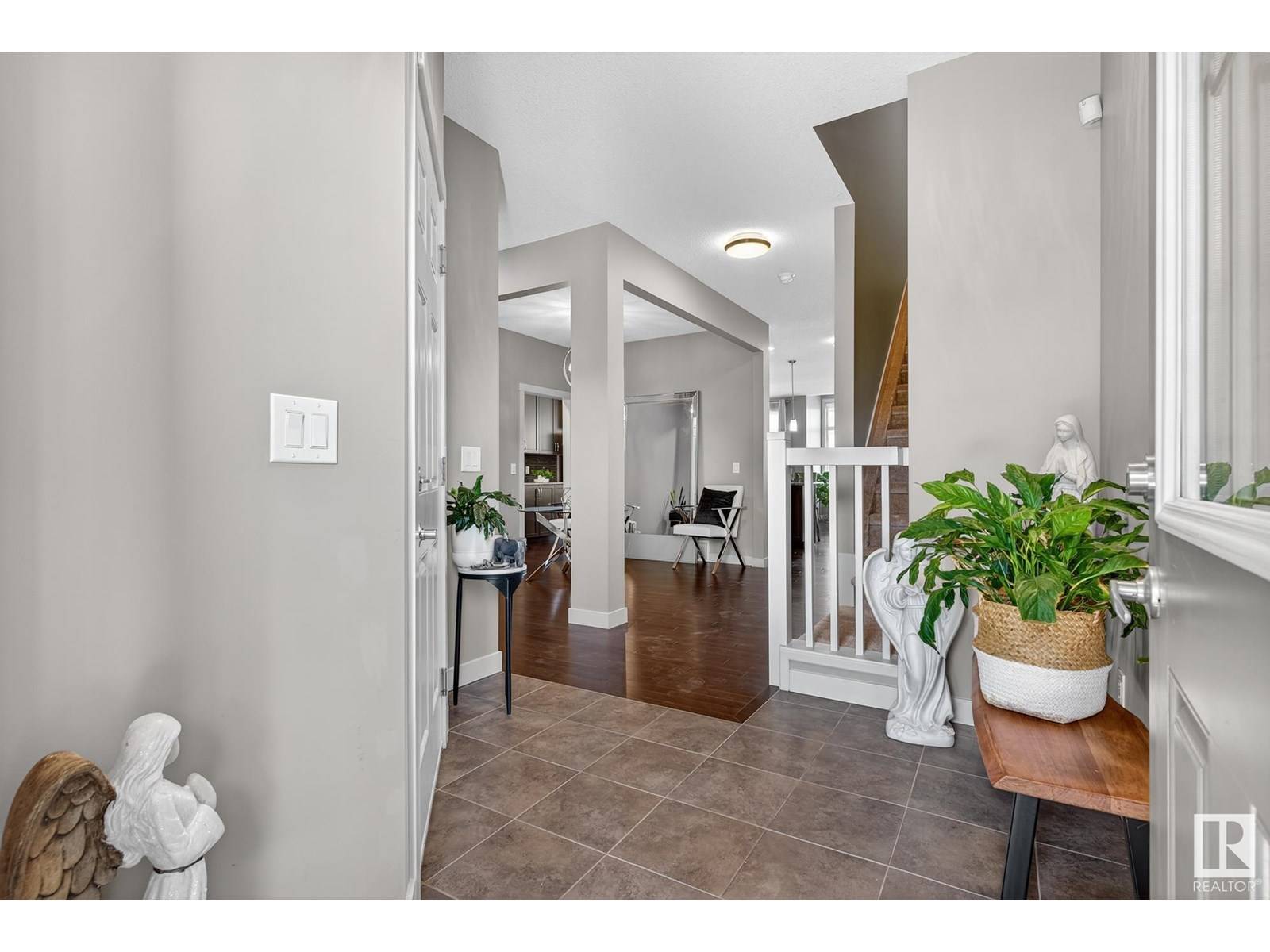 Edmonton, AB T6W3H7,5451 ALLBRIGHT SQ SW