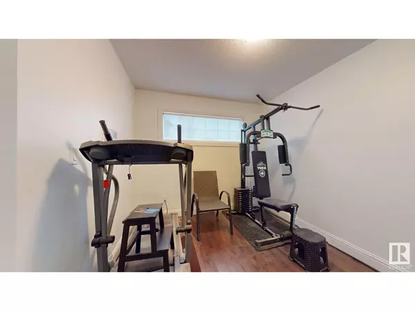 Edmonton, AB T6X0L2,5440 1A AV SW