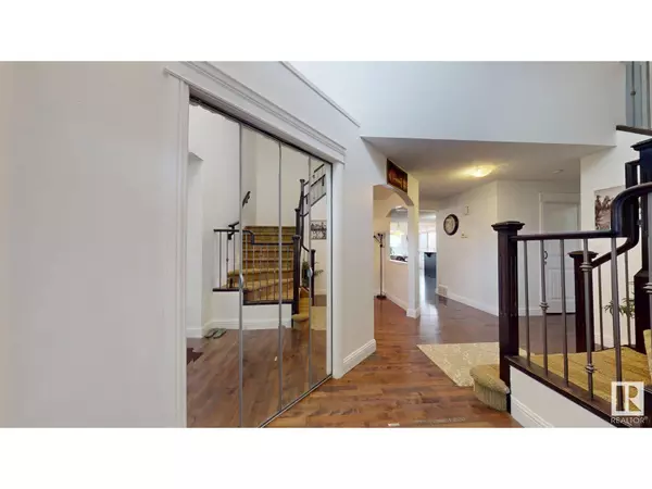 Edmonton, AB T6X0L2,5440 1A AV SW