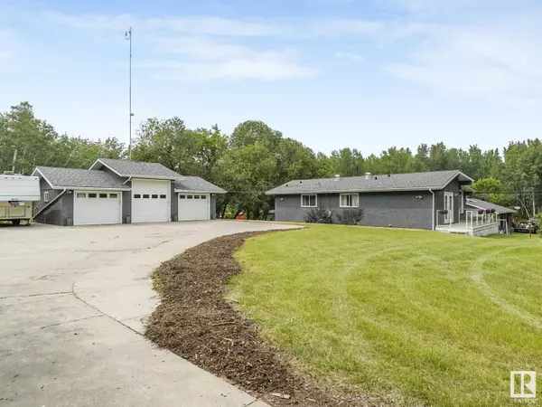 Rural Parkland County, AB T7Y1E3,51502 Range Road 264