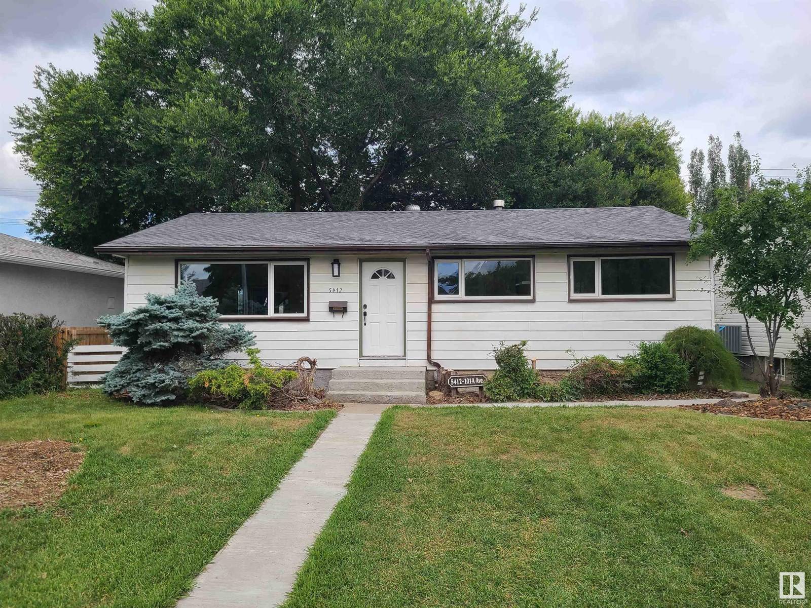 5412 101A AV NW, Edmonton, AB T6A0L8