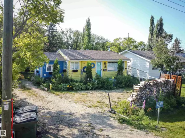 Rural Lac Ste. Anne County, AB T0E1A0,303 3 ST