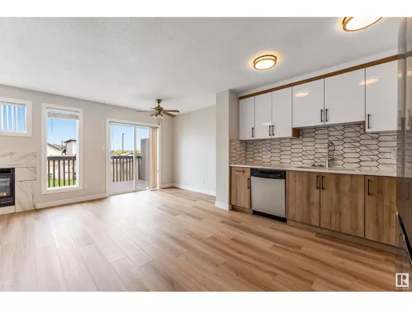 Edmonton, AB T6T1W9,3008 31 AV NW