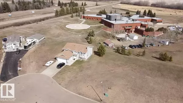 Smoky Lake Town, AB T0A3C0,5611 45 ST
