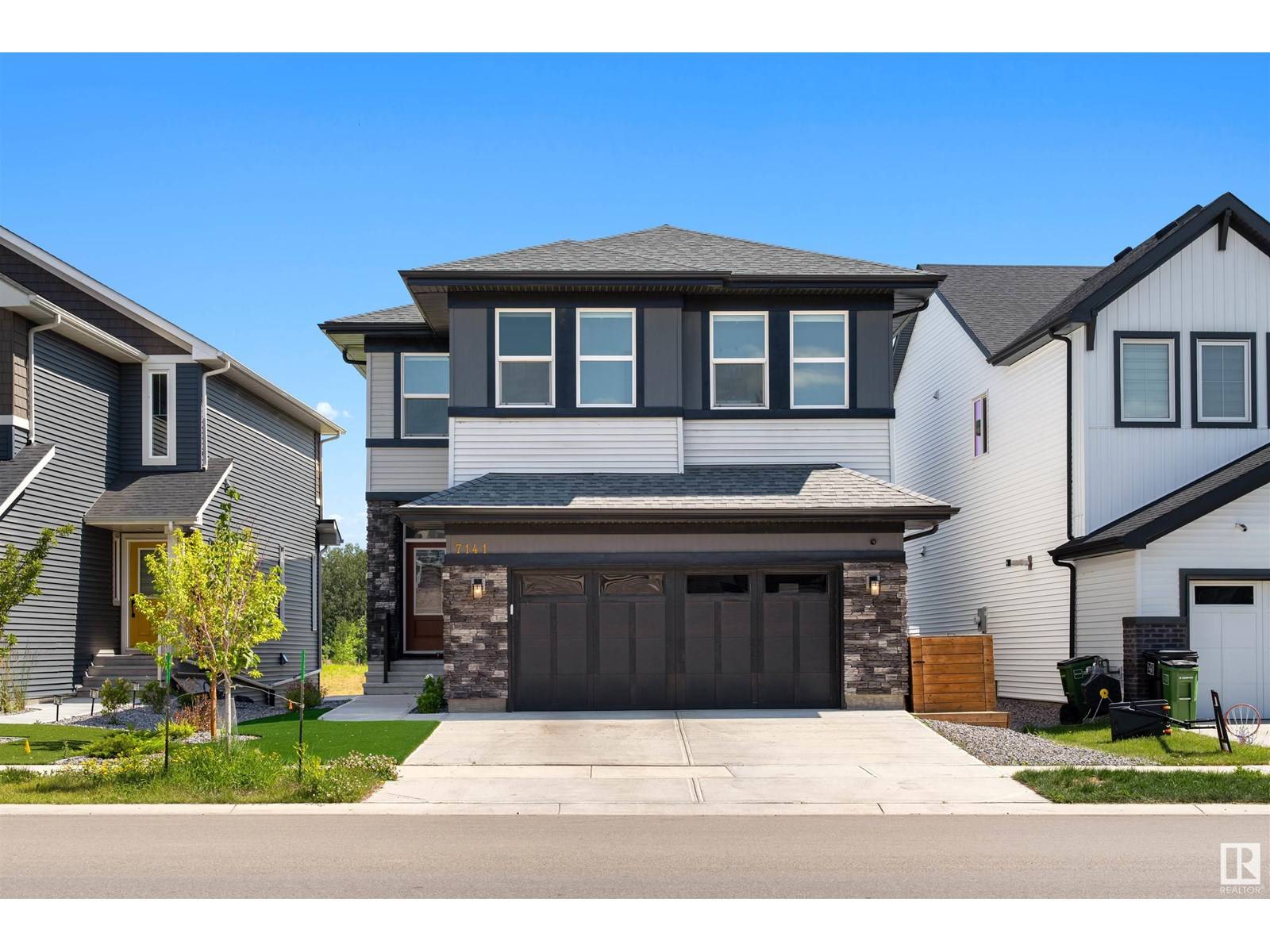 7141 EDGEMONT WY NW, Edmonton, AB T6M1K1