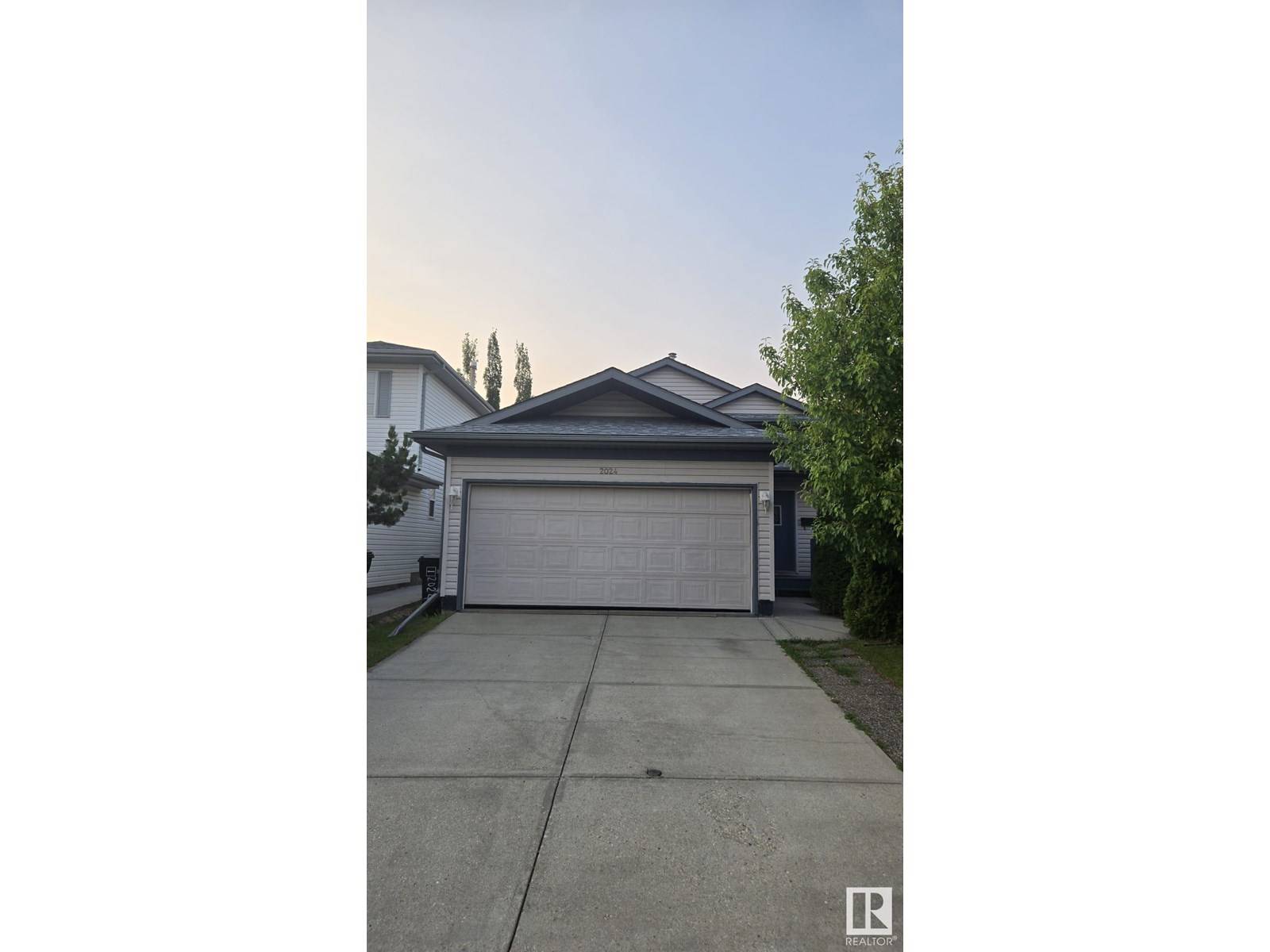 2024 35A AV NW, Edmonton, AB T6T1Y2