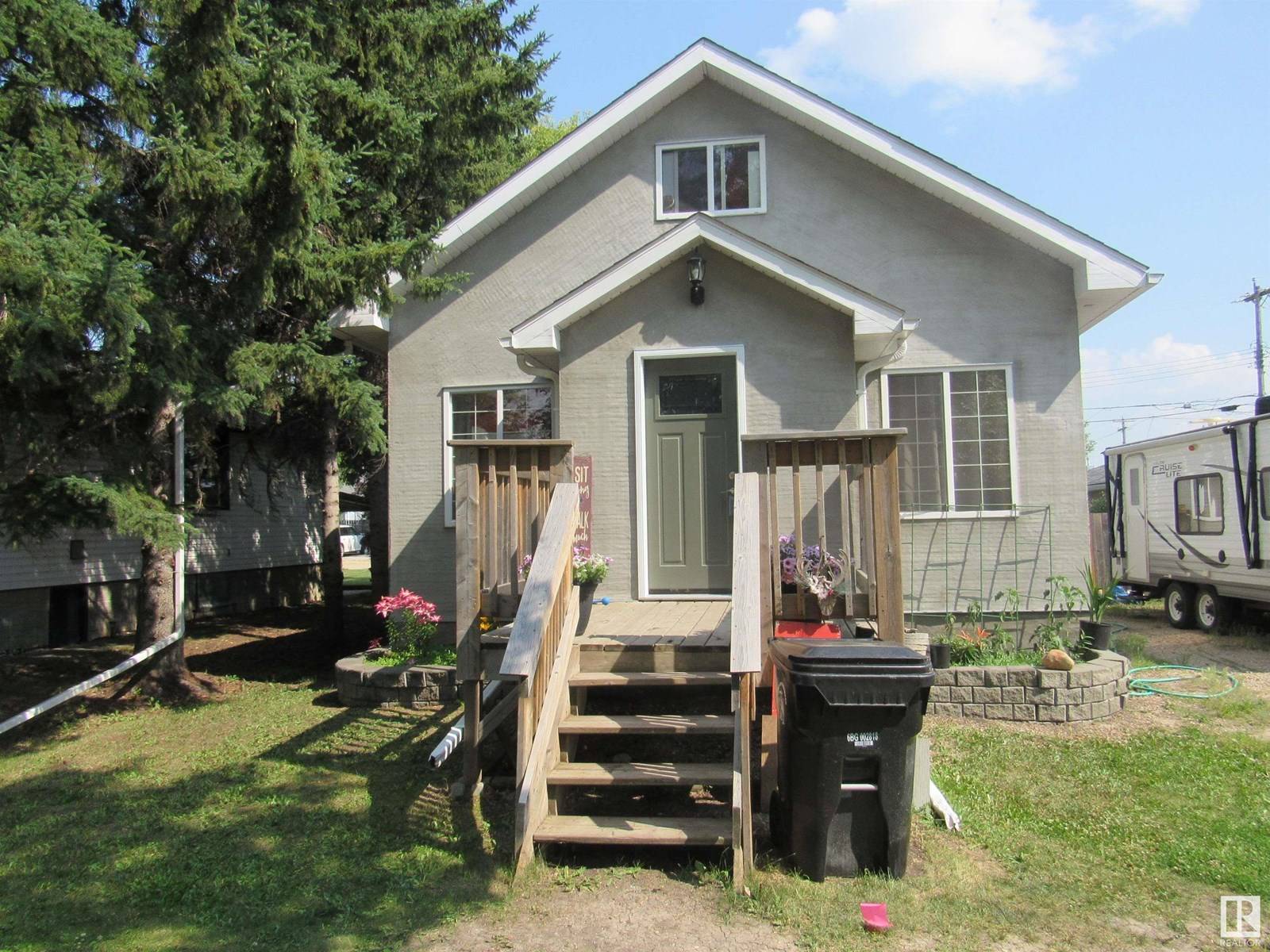 5011 - 53 Street, Barrhead, AB T7N1E8