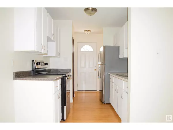 Edmonton, AB T5T1T7,18241 84 AV NW