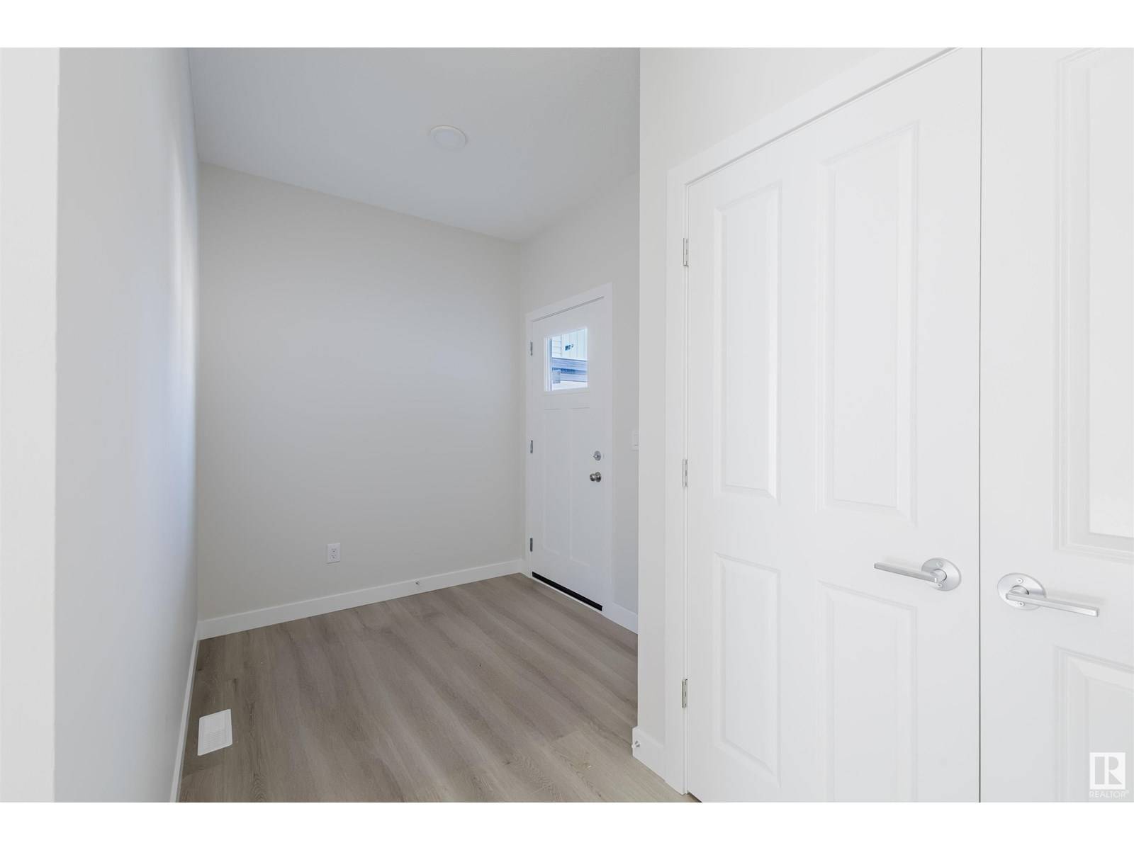 Beaumont, AB T4X3E5,5107 71 ST