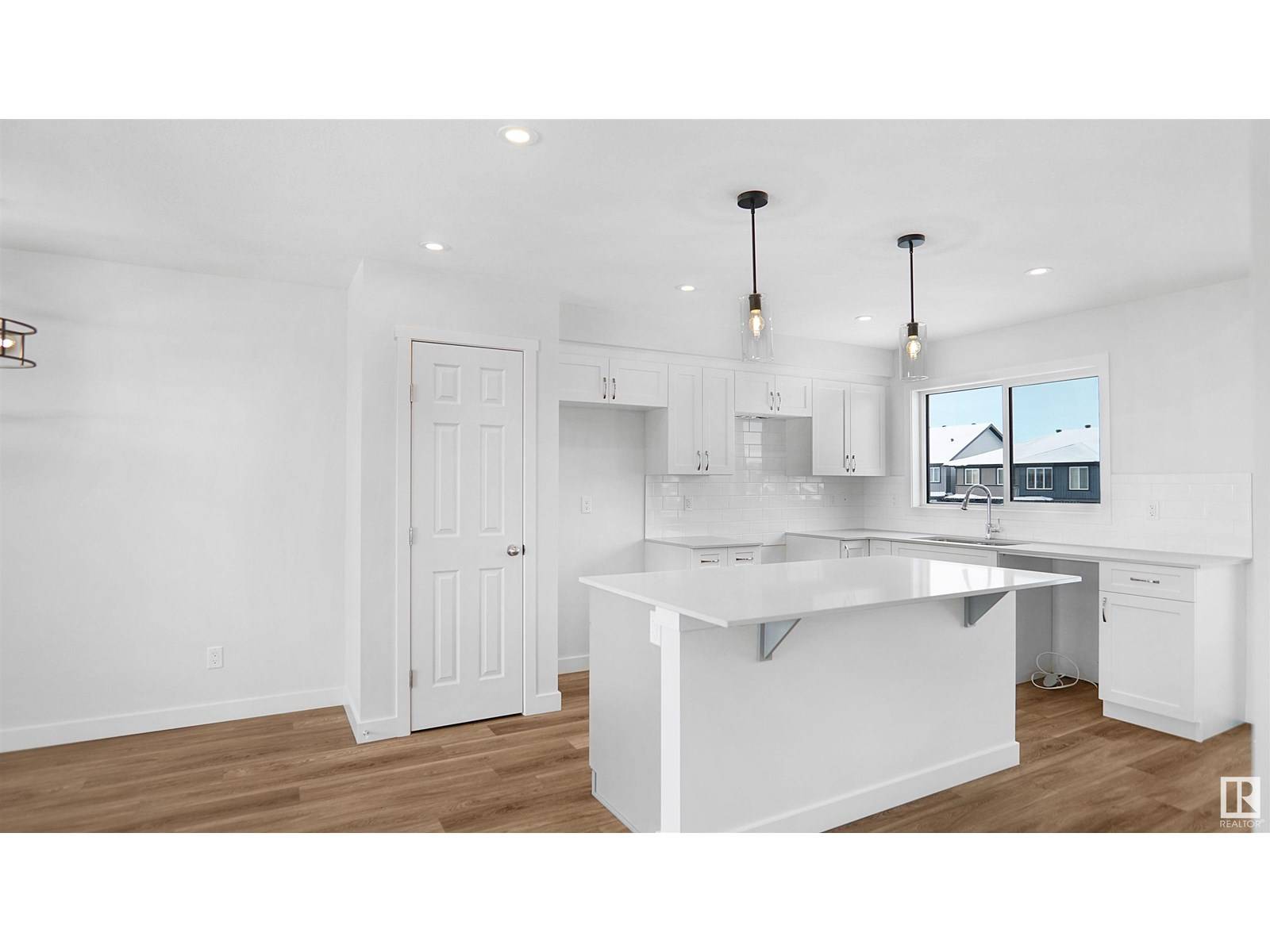 Fort Saskatchewan, AB T8L1R8,94 Eilliot WD