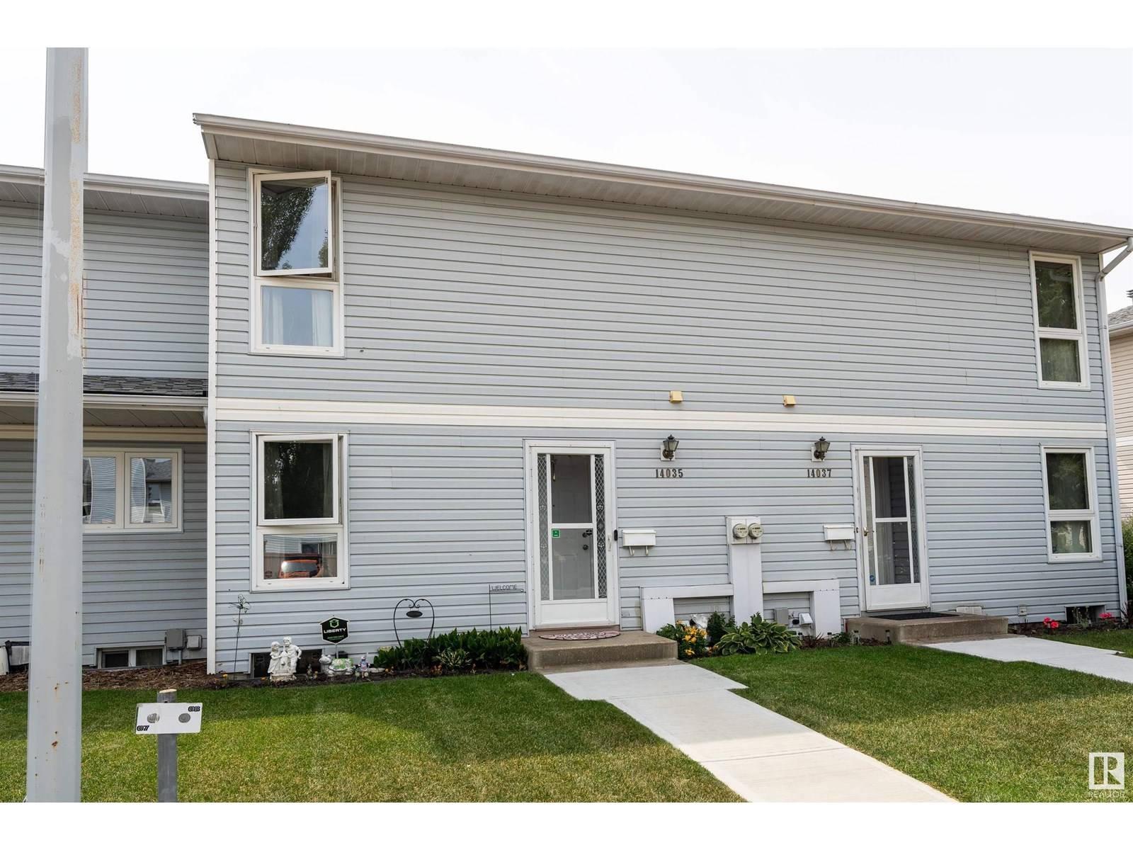 Edmonton, AB T5X4H8,14035 121 ST NW