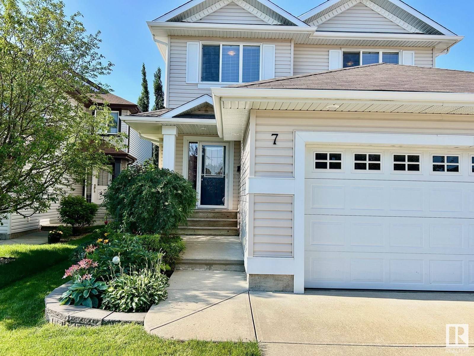 7 BAIE Madelene, Beaumont, AB T4X0E8