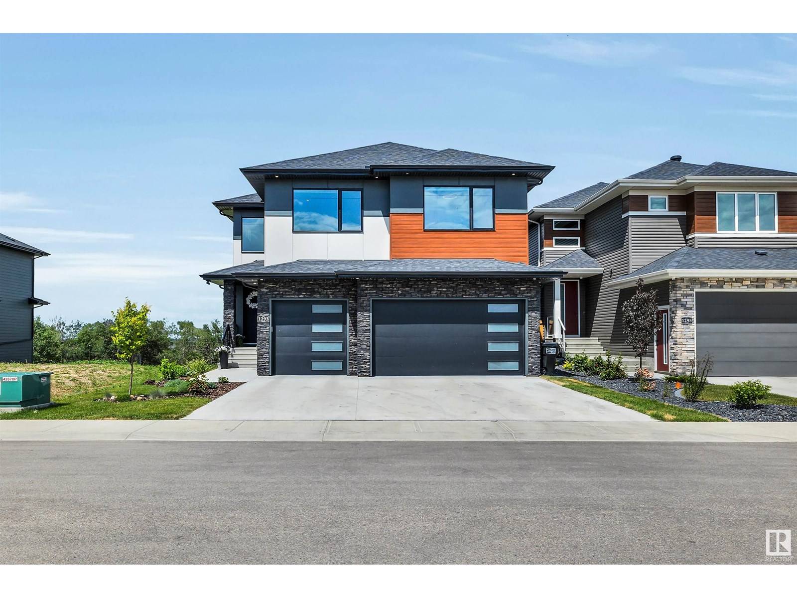 Edmonton, AB T5S0M4,1293 PEREGRINE TC NW