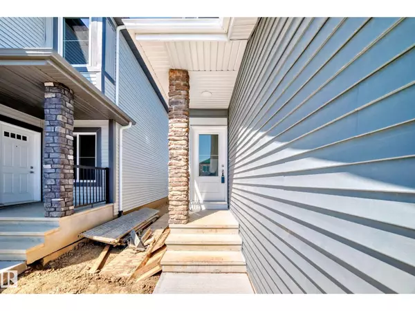 Edmonton, AB T5S0S8,637 KINGLET BV NW