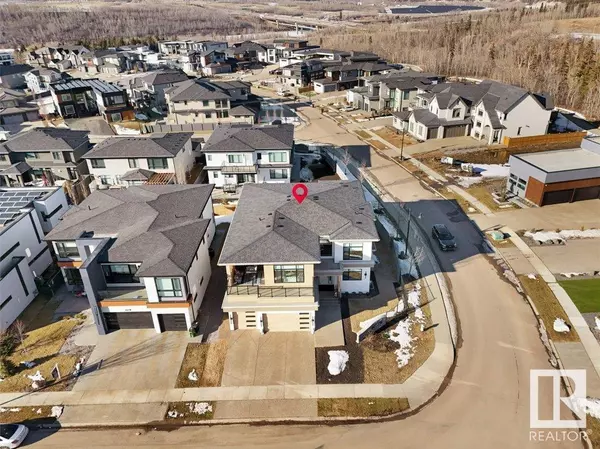 Edmonton, AB T6W2E1,5104 WOOLSEY LI NW