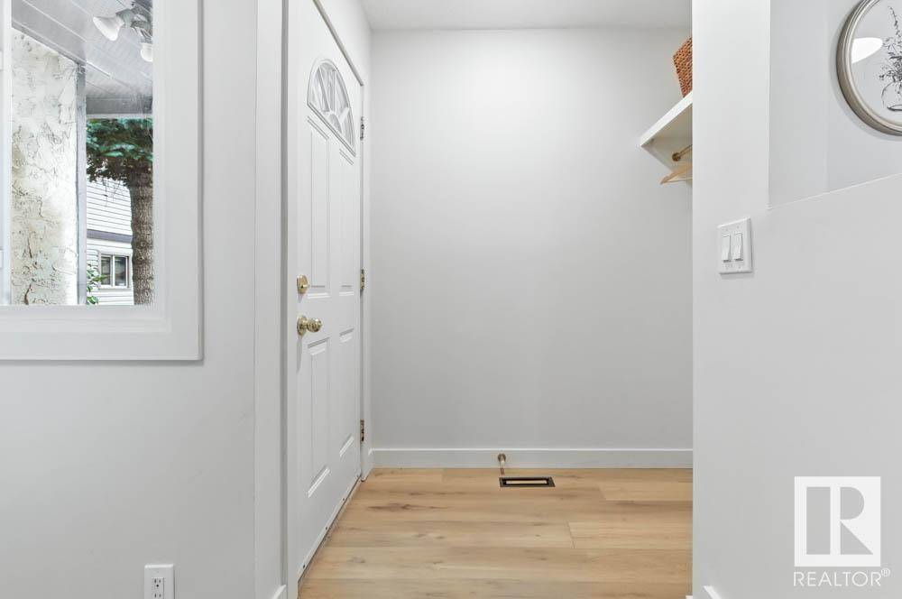 Edmonton, AB T5Y1R5,14025 30 ST NW