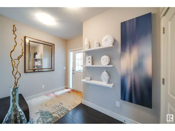 Edmonton, AB T5Y0Z3,17044 43 ST NW