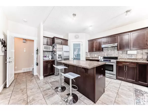 Edmonton, AB T6X0M5,6159 12 AV SW