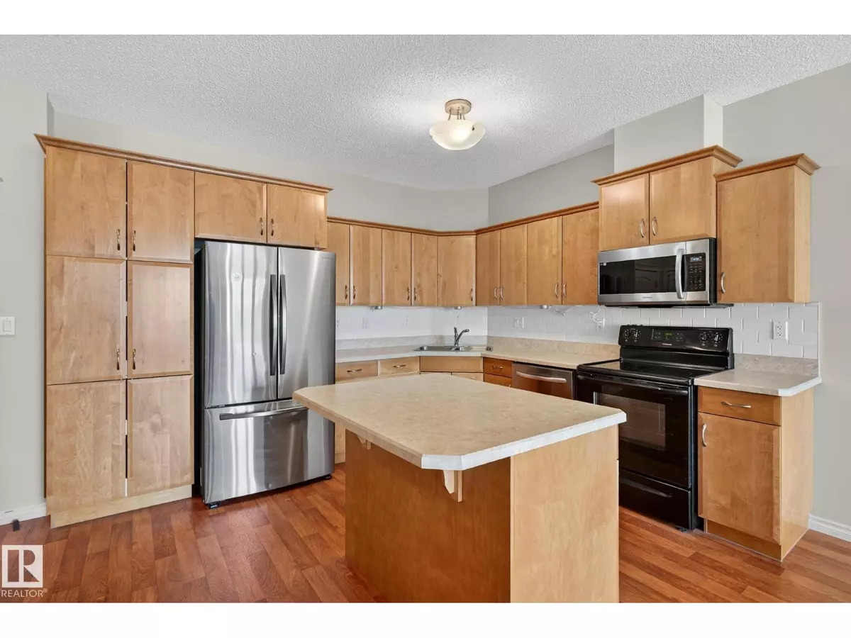 Edmonton, AB T5P0N3,#312 9820 165 ST NW