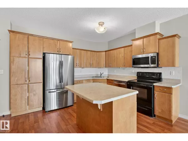 #312 9820 165 ST NW, Edmonton, AB T5P0N3