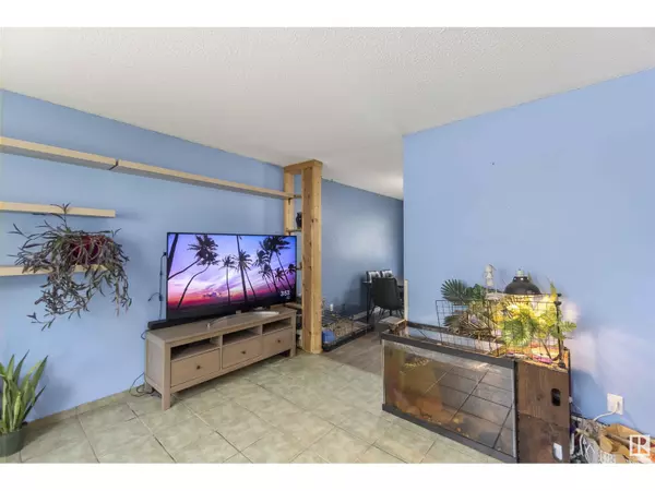 Fort Saskatchewan, AB T8L1L8,9607 92 ST