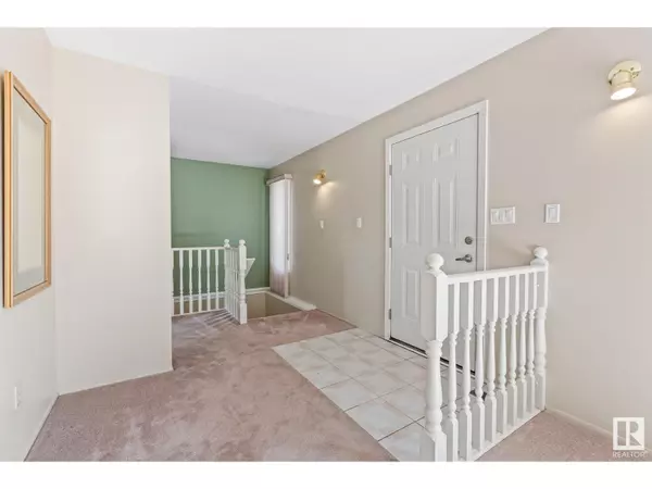 Edmonton, AB T6J6J6,1126 105 ST NW