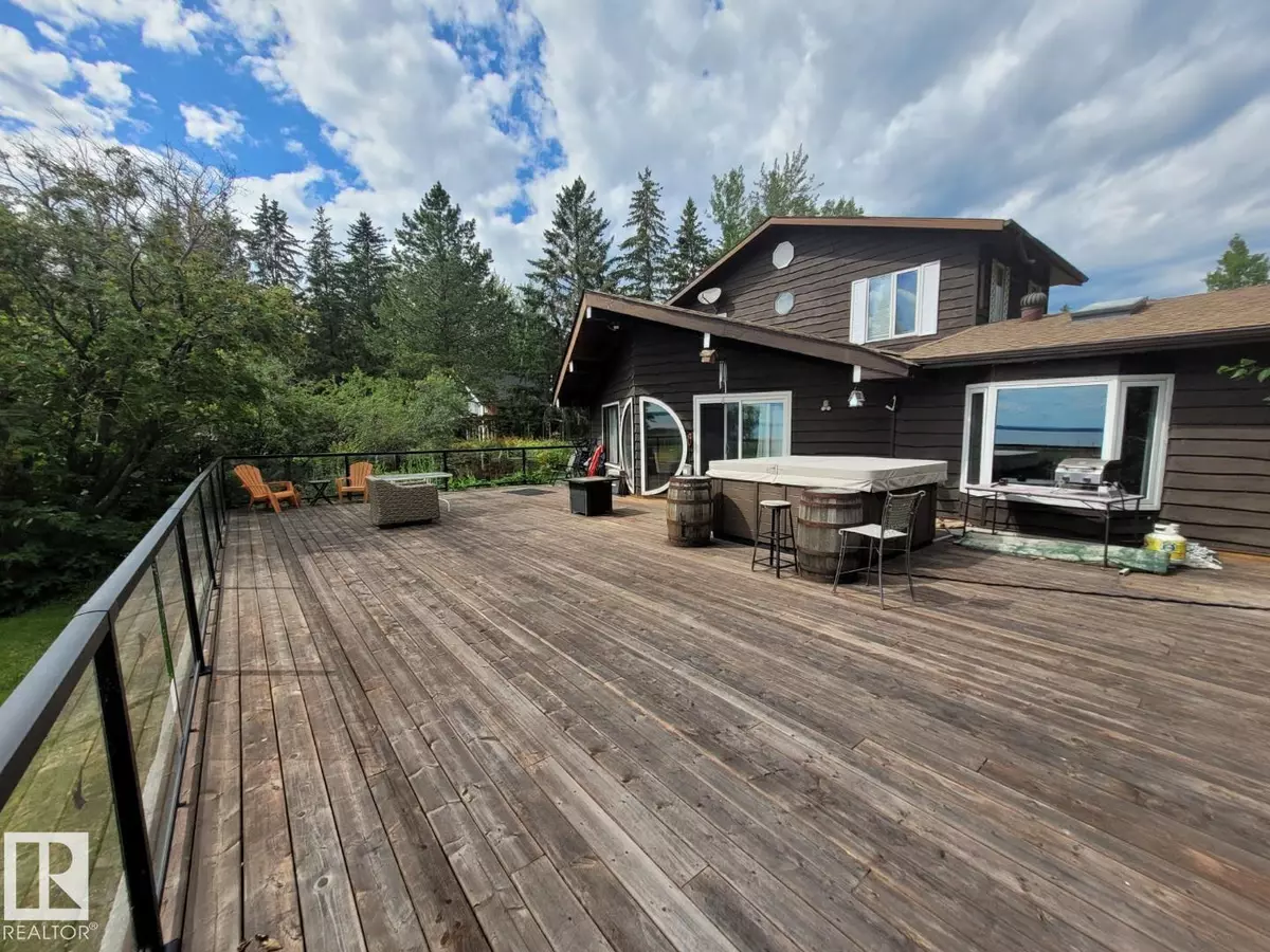 Rural Lac Ste. Anne County, AB T0E1V0,#609 55107 RGE ROAD 33